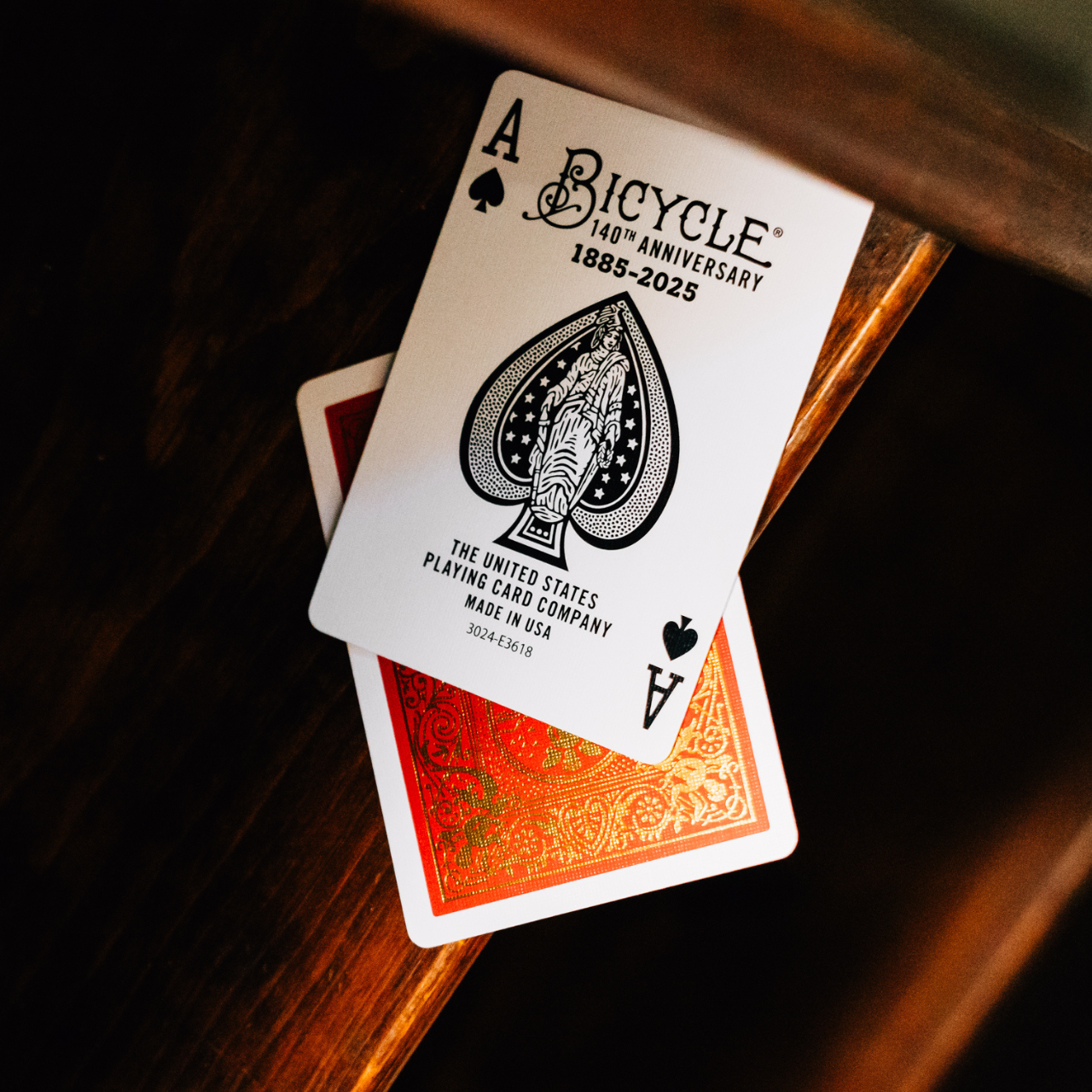 Bicycle 140th Anniversary - caixa em destaque
