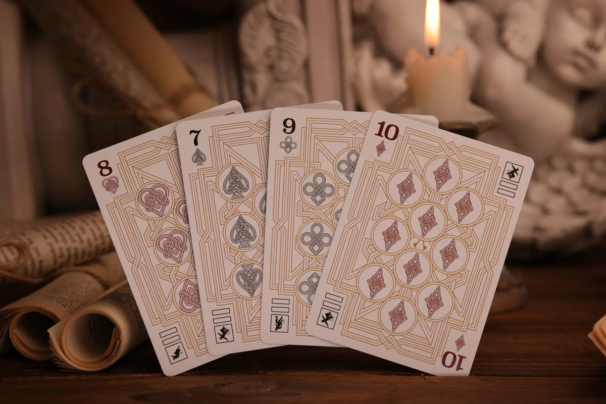 Assassin's Creed Legacy Hidden Blade White - sequência animada no canto das cartas